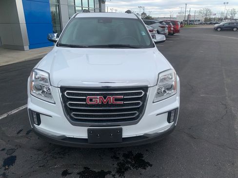 Used 2017 GMC Terrain SLT w/ Driver Alert Package I image 2