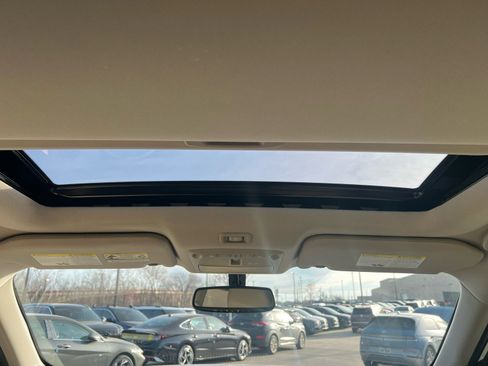 Used 2019 Nissan Pathfinder Platinum image 22