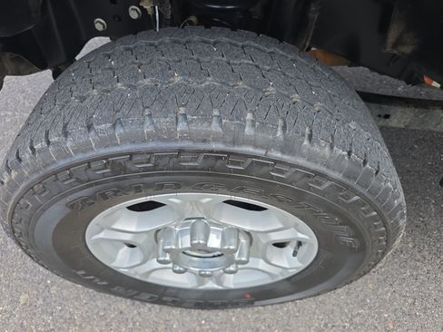 Certified 2025 Ford F350 XLT w/ Snow Plow Prep Package image 11