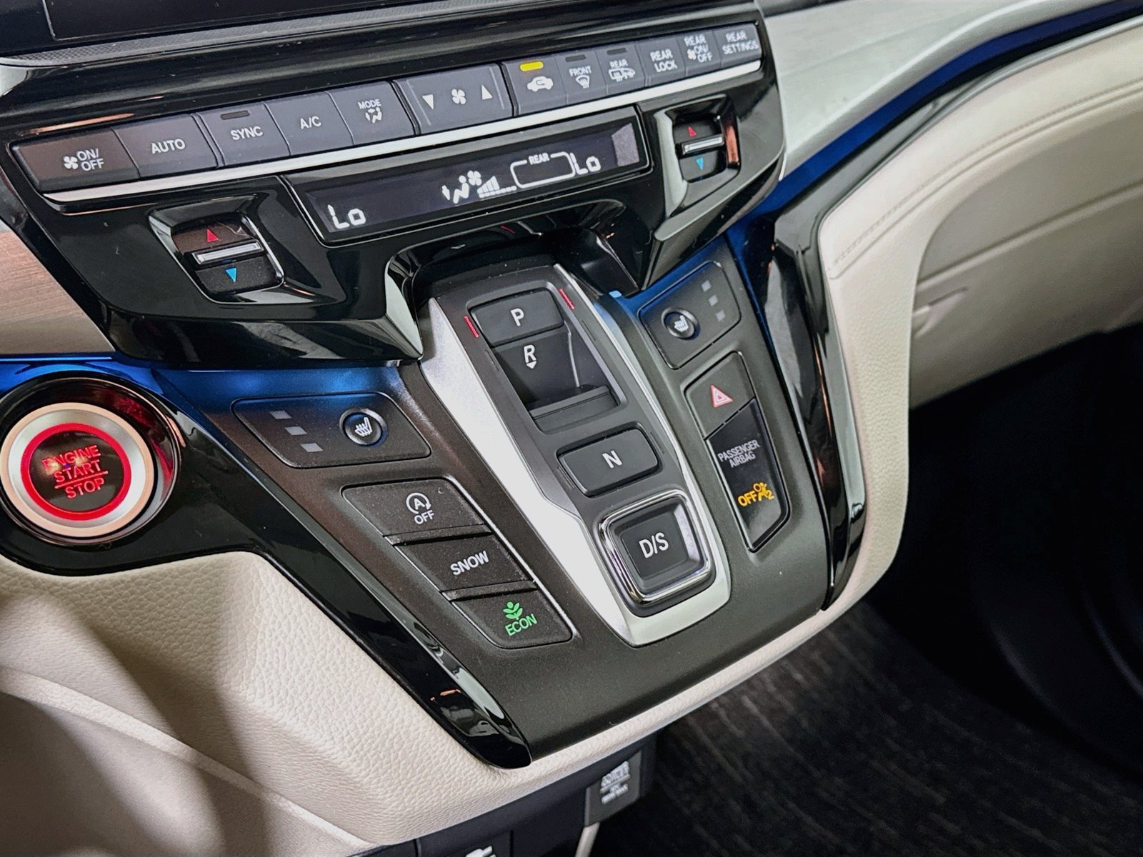 Used 2026 Honda Odyssey Touring image 21