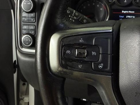 Used 2020 Chevrolet Silverado 1500 LT Trail Boss AWD/4WD image 17
