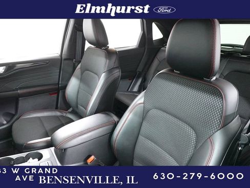 Used 2025 Ford Escape ST-Line w/ Equipment Group 301A image 12