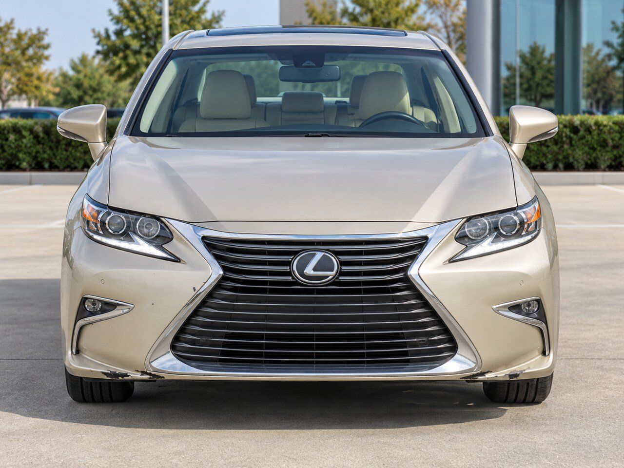 Used 2017 Lexus ES 350 FWD image 2