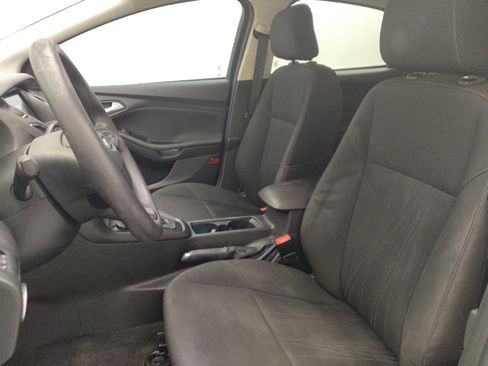 Used 2018 Ford Focus SEL image 17