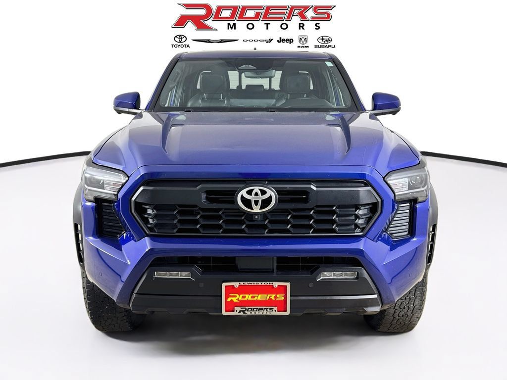 Used 2024 Toyota Tacoma TRD Off-Road w/ TRD Off Road Premium Package AWD/4WD image 7