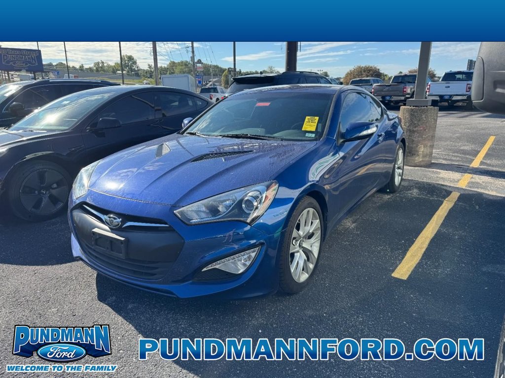 Used 2016 Hyundai Genesis 3.8 RWD image 1