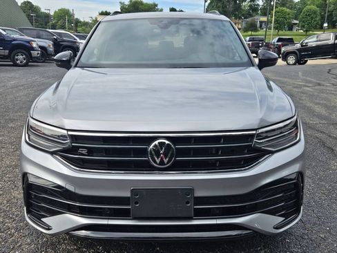 Used 2023 Volkswagen Tiguan SE R-Line FWD image 7