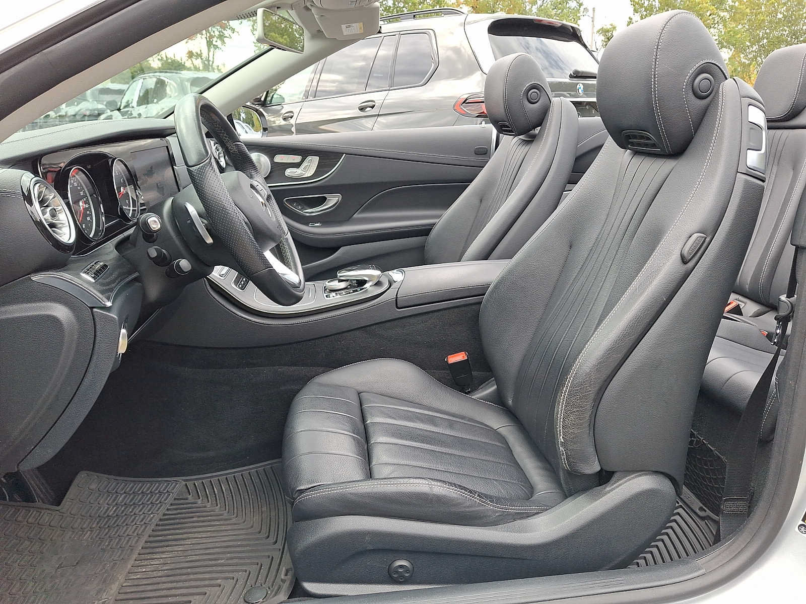 Used 2018 Mercedes-Benz E 400 4MATIC Cabriolet image 11