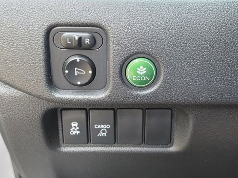 Used 2019 Honda Ridgeline Sport image 18