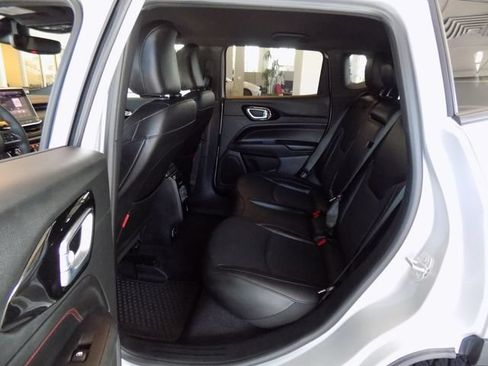 Certified 2024 Jeep Compass Trailhawk w/ Trailhawk Elite Group AWD/4WD image 33