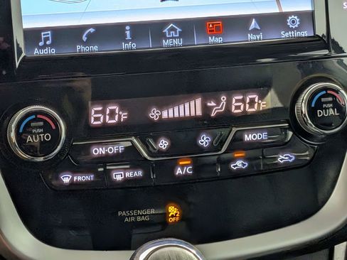 Used 2016 Nissan Murano Platinum w/ Platinum Technology Package image 21