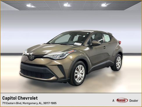 Used 2021 Toyota C-HR LE image 1