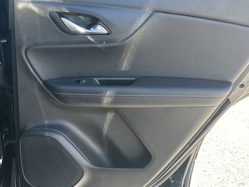 Used 2025 Chevrolet Blazer LT image 16