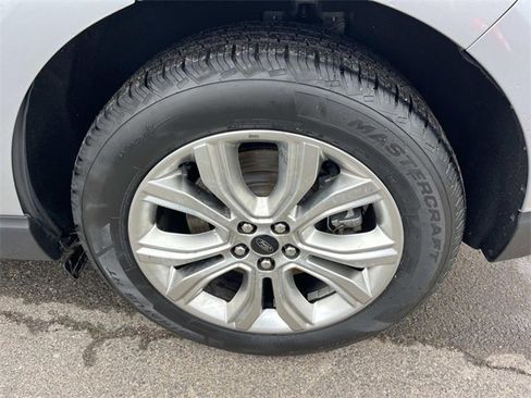 Certified 2024 Ford Edge Titanium image 11