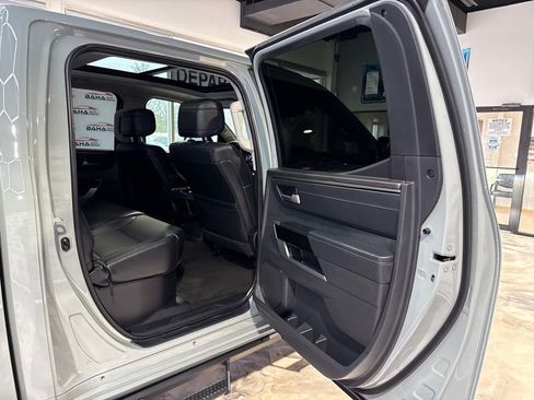 Used 2024 Toyota Tundra Limited AWD/4WD image 46