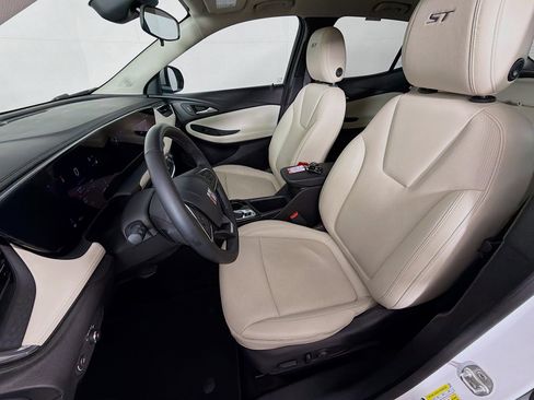 Used 2024 Buick Encore GX Sport Touring w/ Experience Buick Package image 12