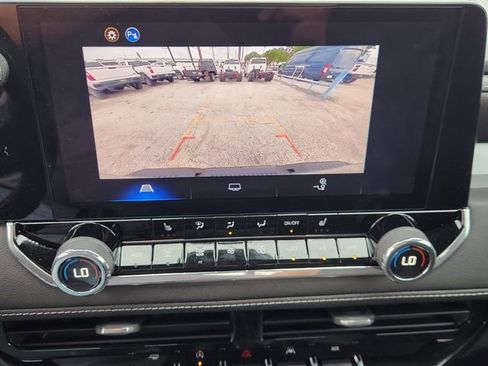 Used 2026 Chevrolet Colorado LT image 17