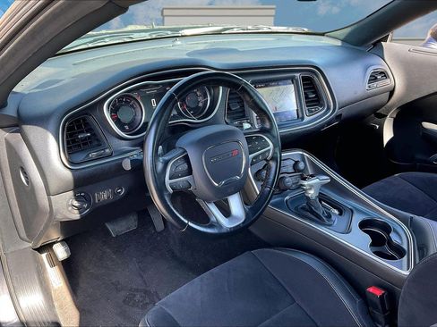 Used 2017 Dodge Challenger R/T Scat Pack w/ Leather Interior Group image 13