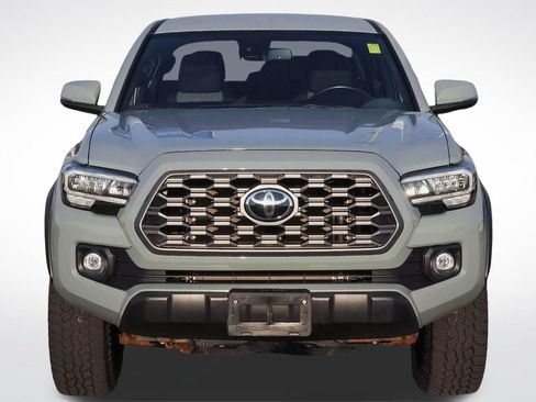 Used 2023 Toyota Tacoma TRD Off-Road w/ Technology Package AWD/4WD image 2
