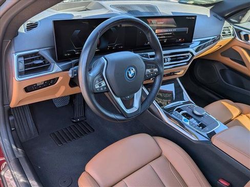 Used 2023 BMW i4 eDrive40 RWD image 10