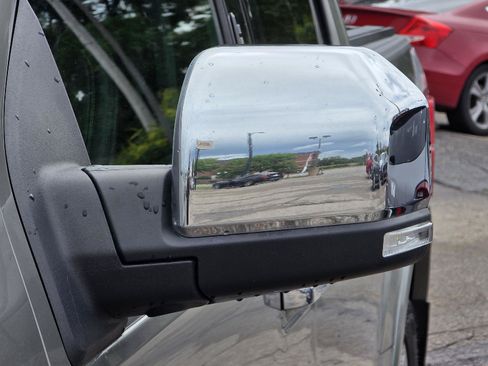 Used 2019 Ford F150 Lariat w/ Equipment Group 502A Luxury AWD/4WD image 41