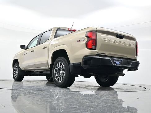Used 2023 Chevrolet Colorado Z71 w/ Z71 Convenience Package 2 image 45