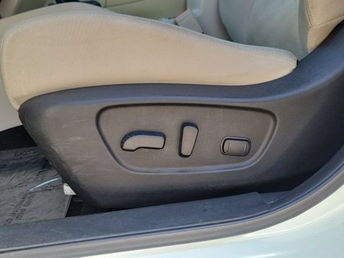 Used 2021 Nissan Rogue Sport SV FWD image 16