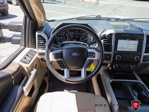 Used 2018 Ford F250 Lariat w/ Lariat Value Package AWD/4WD image 2