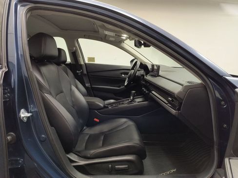 Used 2024 Honda Accord Touring image 22