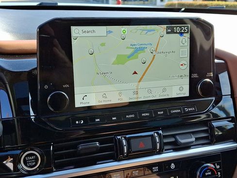 Used 2022 Nissan Pathfinder Platinum w/ Cargo Package image 18