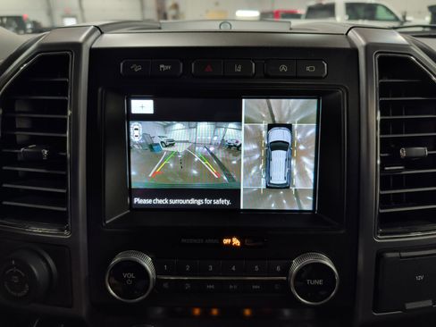 Used 2020 Ford Expedition Platinum image 15