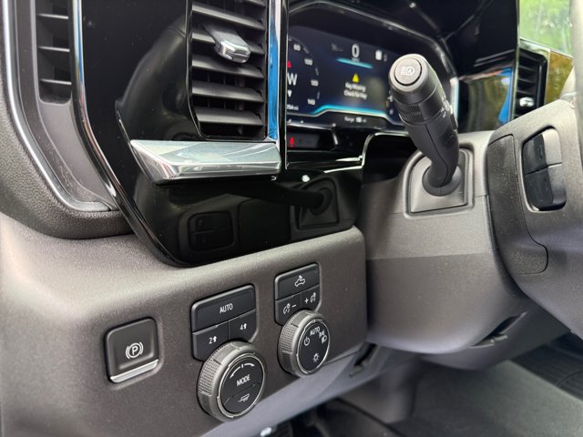 Certified 2023 Chevrolet Silverado 1500 LT AWD/4WD image 21