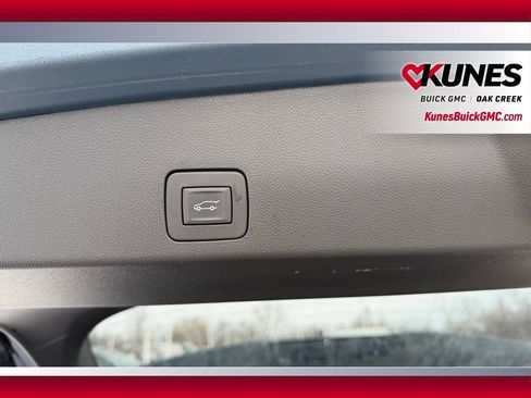 Used 2024 Buick Encore GX Avenir w/ Avenir Convenience Package image 7