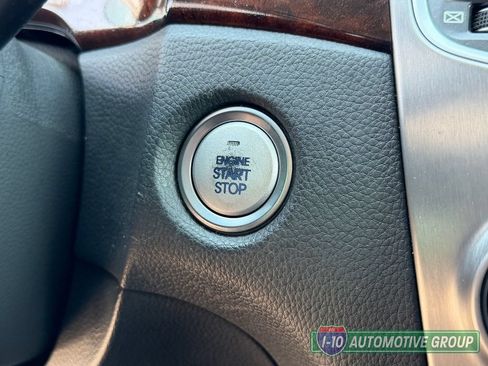 Used 2013 Hyundai Equus Signature RWD image 27