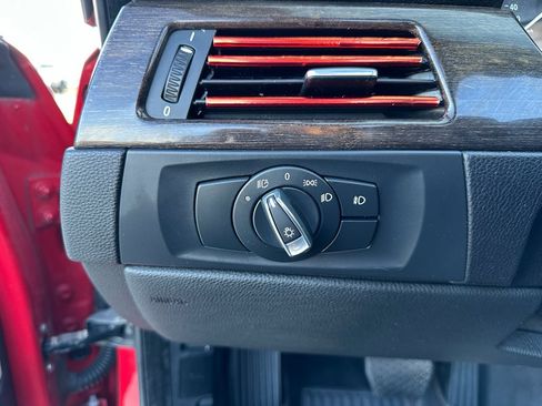 Used 2013 BMW 328i Convertible image 19