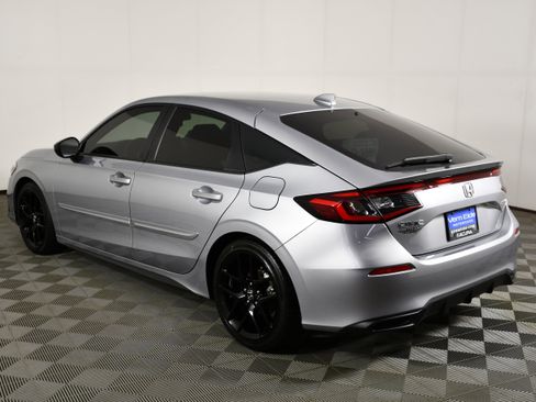 Used 2024 Honda Civic Sport image 8