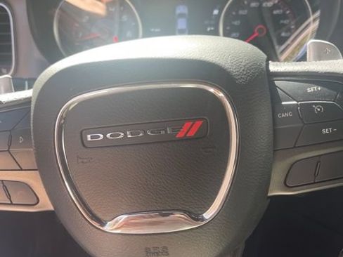 Used 2020 Dodge Charger Scat Pack RWD image 11
