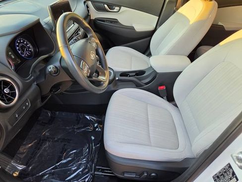 Used 2023 Hyundai Kona SEL w/ Convenience Package FWD image 10