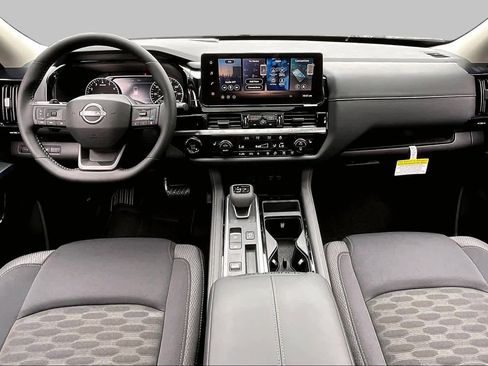New 2026 Nissan Pathfinder SV w/ SV Premium Package FWD image 5