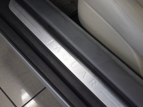 Used 2007 Jaguar XK Convertible image 38