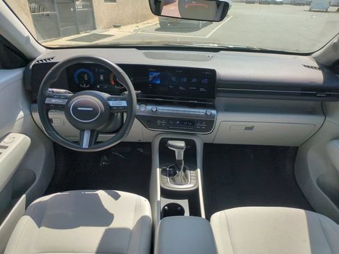 Used 2025 Hyundai Kona SEL FWD image 24