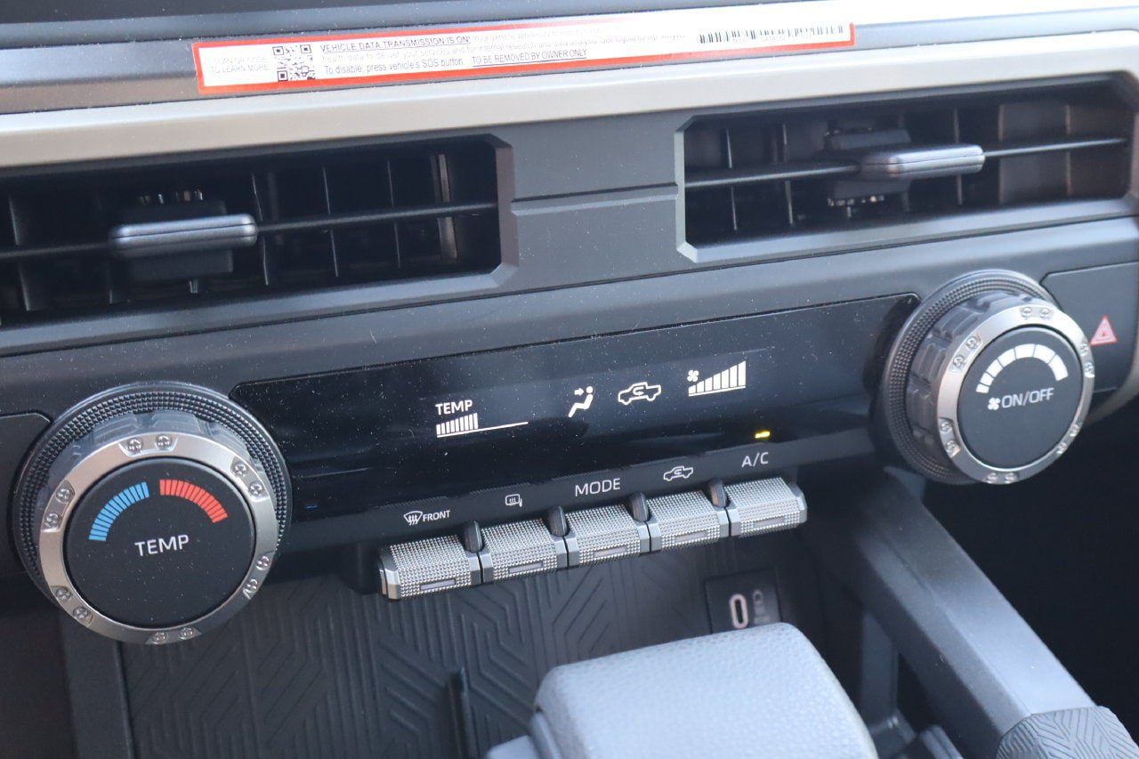 Used 2026 Toyota Tacoma SR5 AWD/4WD image 22