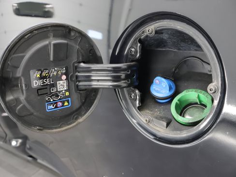 Used 2021 RAM 3500 Limited image 38