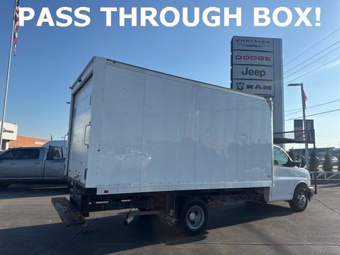 Used 2018 Chevrolet Express 3500 image 11