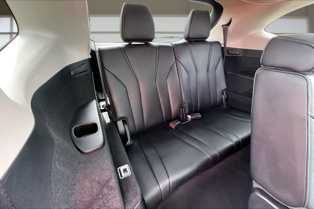 Used 2023 Acura MDX w/ Technology Package FWD image 27