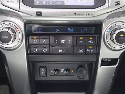 Used 2015 Toyota 4Runner Limited AWD/4WD image 18