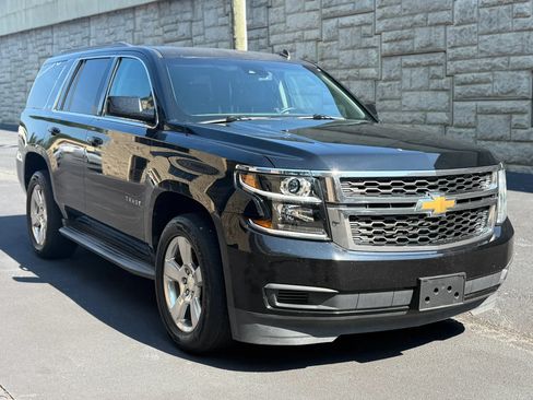 Used 2015 Chevrolet Tahoe LT RWD image 4