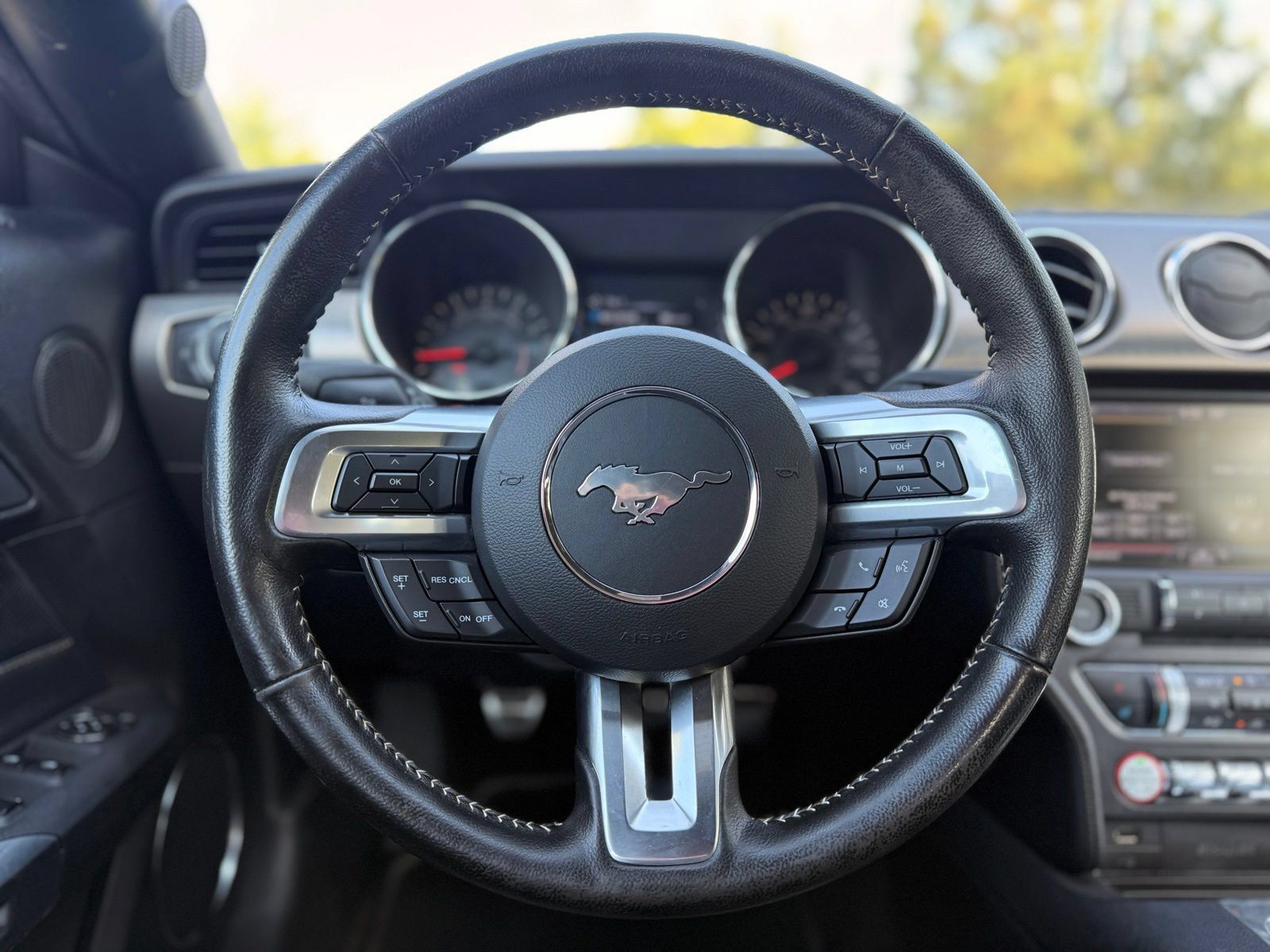 Used 2015 Ford Mustang GT Premium w/ Equipment Group 401A RWD image 25