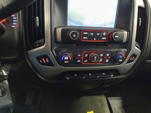 Used 2015 GMC Sierra 2500 SLT AWD/4WD image 10