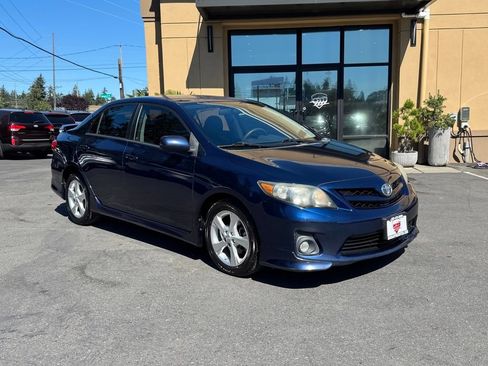 Used 2013 Toyota Corolla S FWD image 1